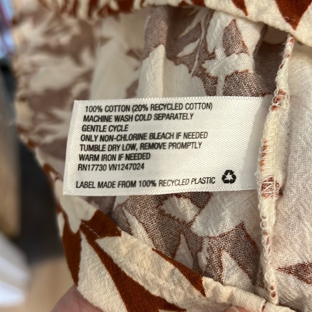 Floral Sleeveless Dress - White and Brown - Picture 5 of 5